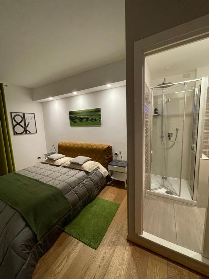 Smart House Rooms Central Luxury Бергамо Экстерьер фото